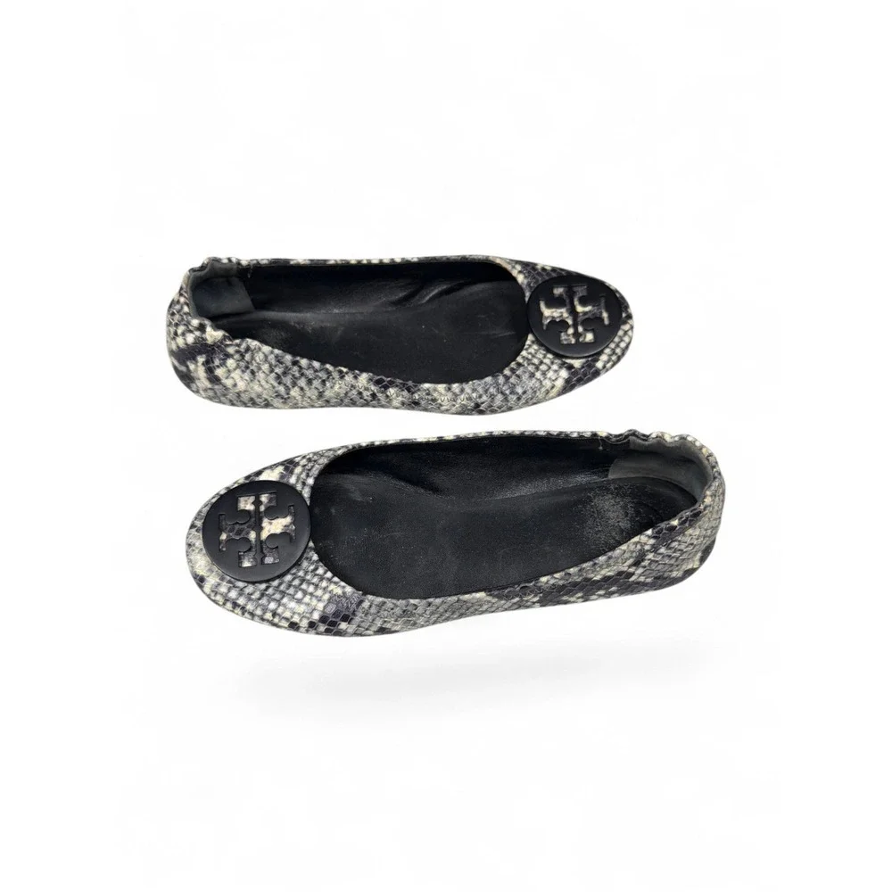 Tory Burch Reva Snakeskin Embossed Leather Ballet Flats Grey Black Logo Flat